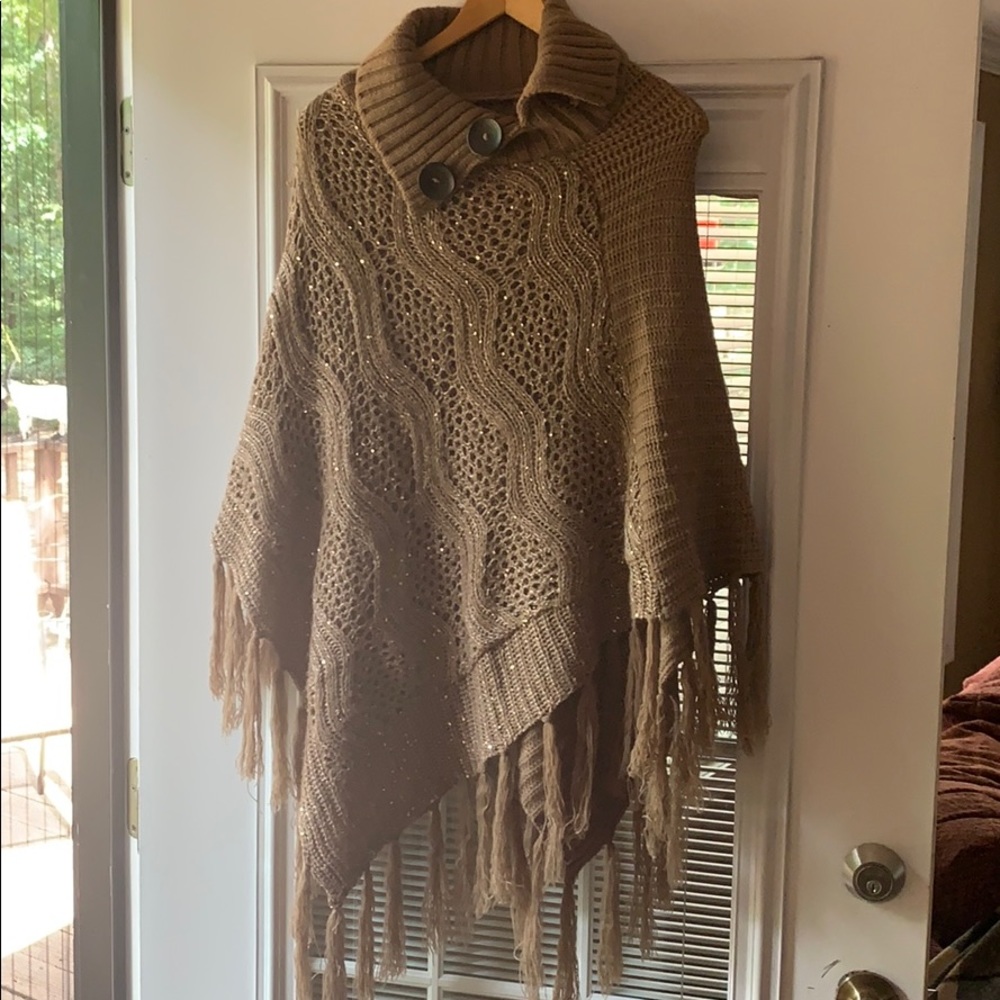Sparkly knit Half-Cloak with Shawl Collar